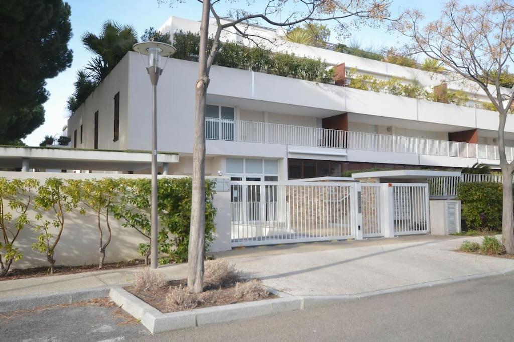 Chez Martin - Spacieux Appartement Climatise Proche De La Plage La Grande-Motte Exterior photo